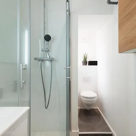 L'intimiste De Charles - Joli Dans *